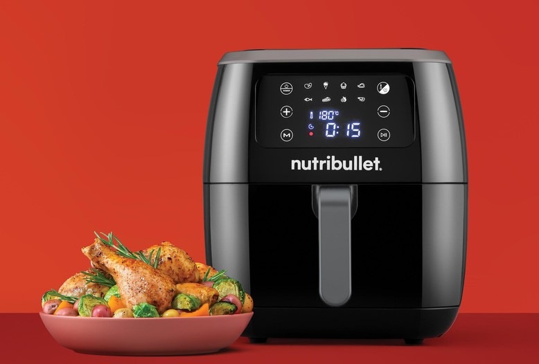 Fritéza horkovzdušná Nutribullet NBA071B XXL DIGITAL AIR FRYER černá