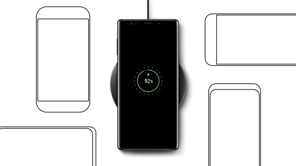 Bezdrátová nabíječka Samsung Qi (EP-P3100T) bílá Bezdrátová nabíječka Samsung Qi (EP-P3100T) bílá