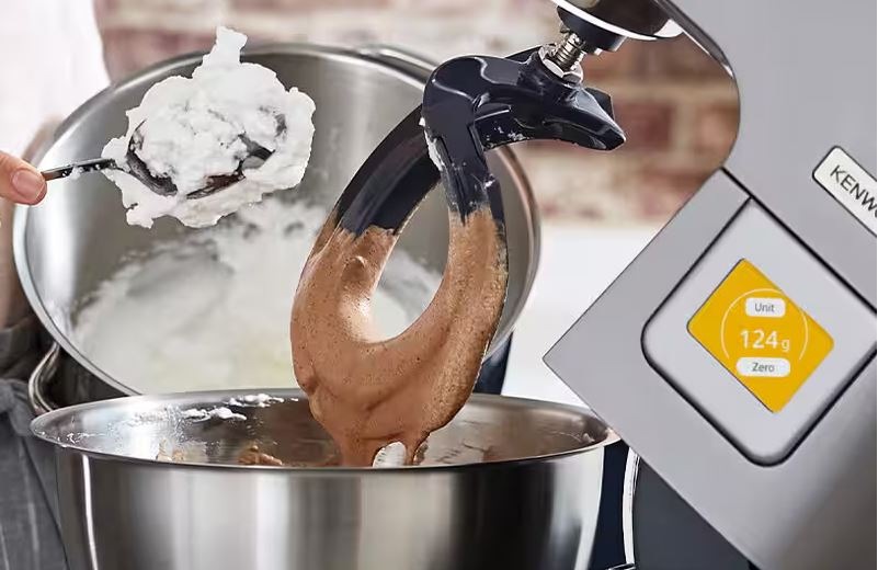 Kuchyňský robot KENWOOD Titanium Chef Patissier XL KWL90.124SI stříbrný