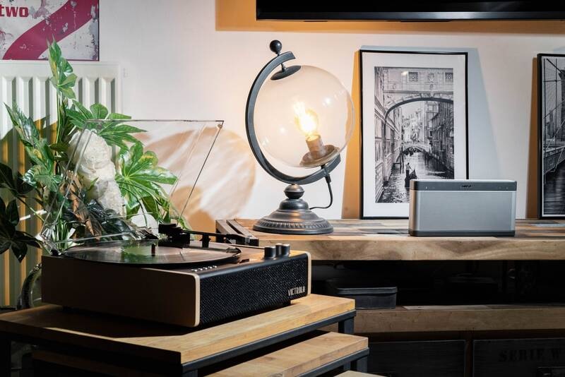 Gramofon Victrola VTA-72 Eastwood černý/hnědý Gramofon Victrola VTA-72 Eastwood černý/hnědý