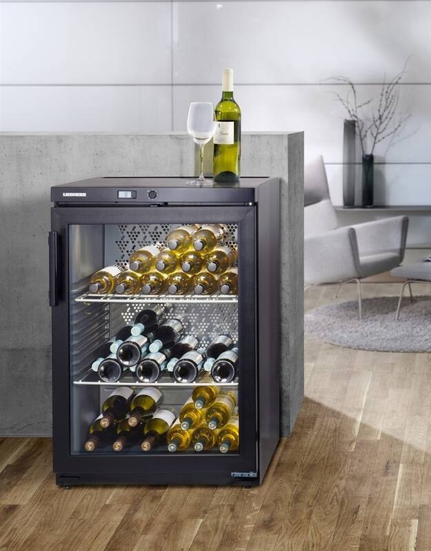 Chladicí vitrína Liebherr WKb 1802 černá