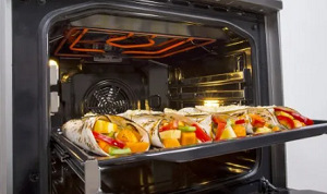 Kombinovaný sporák Gorenje Advanced KS5351WF ExtraSteam bílý Gril