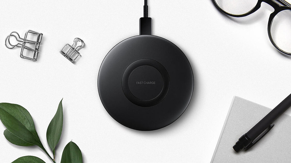 Bezdrátová nabíječka Samsung EP-P1100B černá Bezdrátová nabíječka Samsung EP-P1100B černá