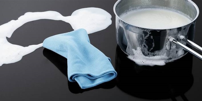 Sklokeramická varná deska Electrolux EHF6343FOK černá/sklo Sklokeramická varná deska Electrolux EHF6343FOK černá/sklo