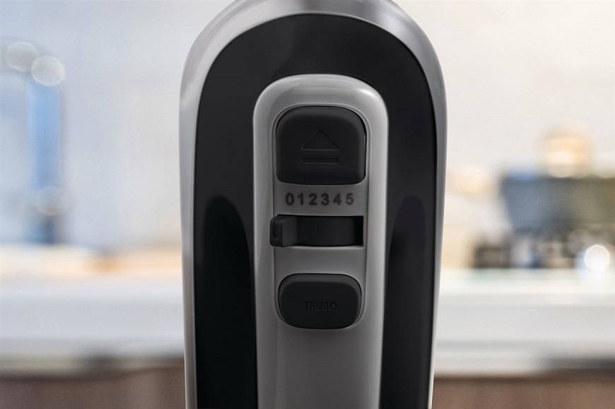 Ruční šlehač Gorenje M500DCBK, černá, snadná údržba