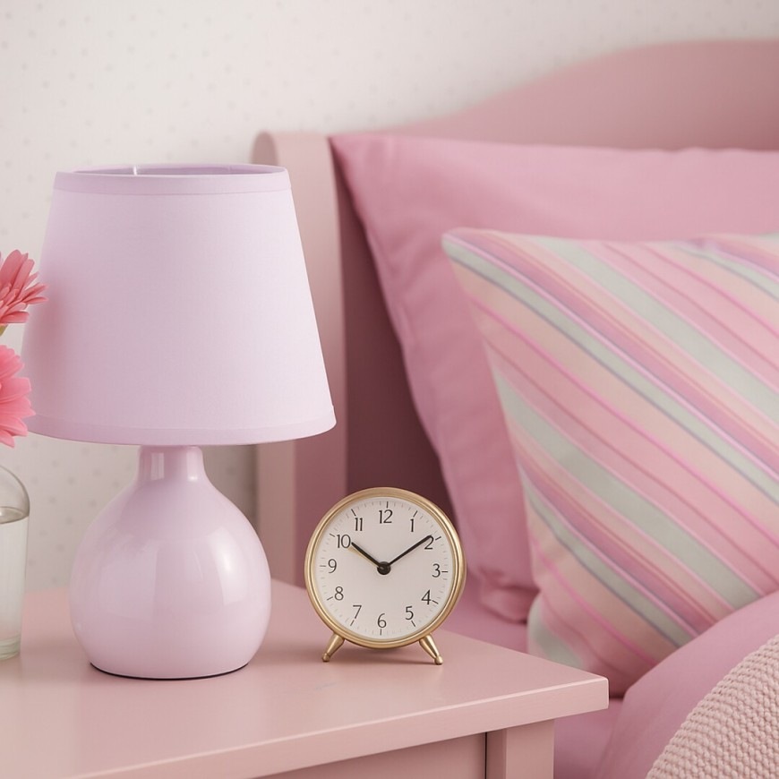 Stolní lampička Rabalux Ingrid 74078, E14 růžová Detail stolní lampičky Rabalux Ingrid 74078 s paticí E14