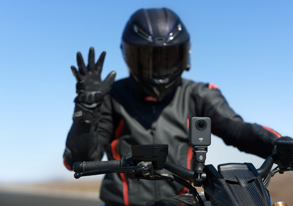 Outdoorová kamera DJI Osmo 360 Standard Combo šedý