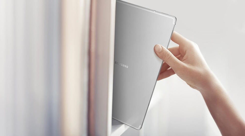Dotykový tablet Samsung Galaxy Tab S5e stříbrný Dotykový tablet Samsung Galaxy Tab S5e stříbrný
