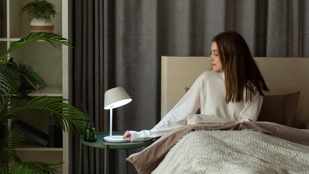 Yeelight Staria Bedside Lamp Pro