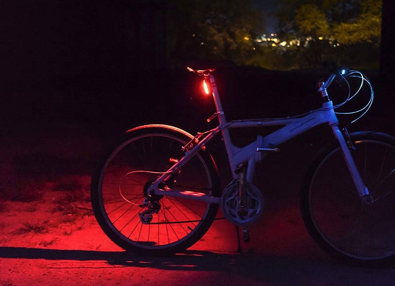 Svítilna Solight WN45, LED nabíjecí zadní cyklo světlo, 3W COB, nabíjecí, Li-Ion černá/červená Svítilna Solight WN45, LED nabíjecí zadní cyklo světlo, 3W COB, nabíjecí, Li-Ion černá/červená
