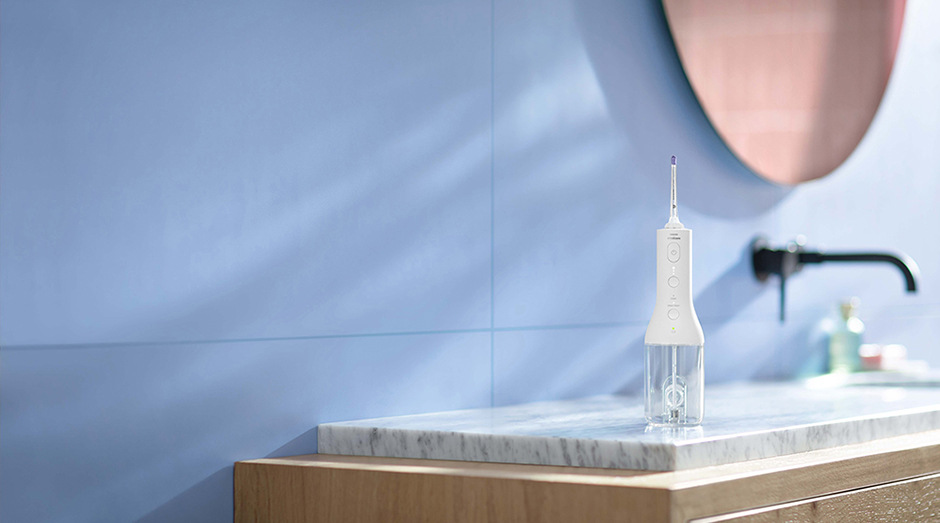 Set výrobků Philips Sonicare DiamondClean nové generace HX3866/41 bílý Set výrobků Philips Sonicare DiamondClean nové generace HX3866/41 bílý