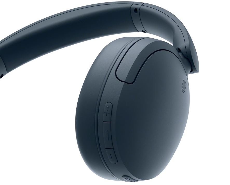 Sluchátka Sony WH-CH730N modrá Sluchátka Sony WH-CH730N detailní pohled na náušník
