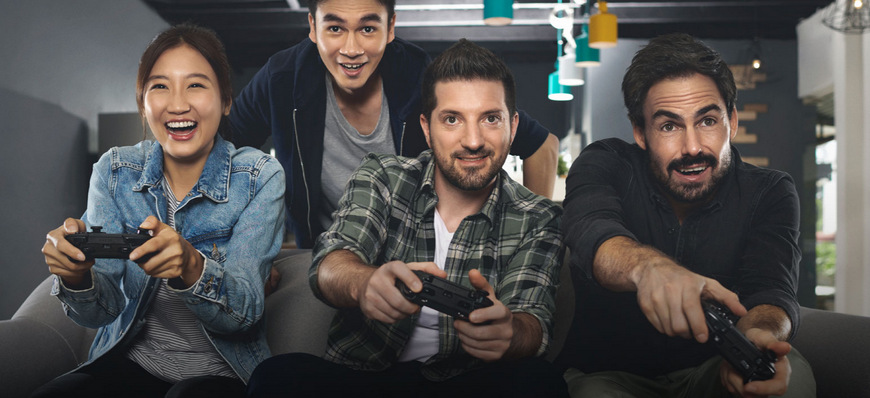Gamepad Razer Raiju Tournament Ed. PC, PS4, Android, iOS bílý