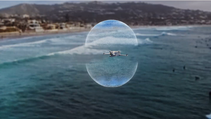 Dron Insta360 Antigravity A1 Infinity Bundle šedý Insta360 Antigravity A1 vydrží na nabití létat až 39 minut