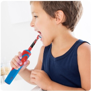 Náhradní kartáček Oral-B EB 10-2 Kids StarWars