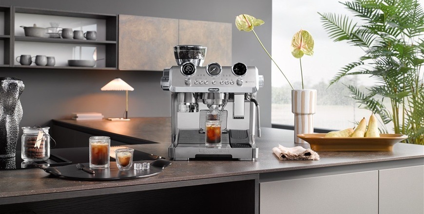 Pákový kávovar De'Longhi La Specialista MAESTRO EC 9885.M nerez