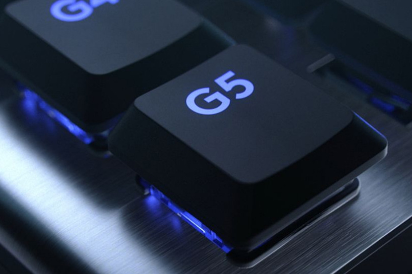 Klávesnice Logitech Gaming G915 Lightspeed RGB, Tactile, US černá