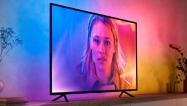 LED pásek Philips Hue Gradient Lightstrip pro TV 75"