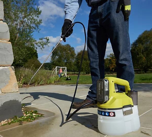 Postřikovač Ryobi ONE+ OWS1880 (bez baterie)
