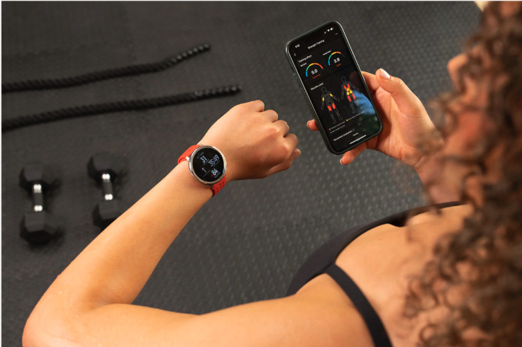 Chytré hodinky Amazfit Active 2 (Round) se silikonovým řemínkem černé