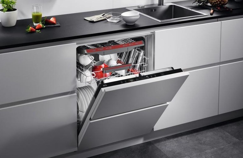 Myčka nádobí AEG Mastery FSB72907P