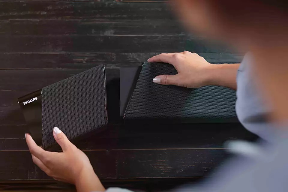 Soundbar Philips B97 Fidelio černý