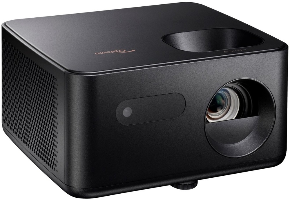 Projektor Optoma Photon Life PH31 DLP zobrazený z přední strany natočený lehce vlevo