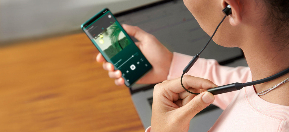 Sluchátka OnePlus Bullets Wireless Z černá Sluchátka OnePlus Bullets Wireless Z černá