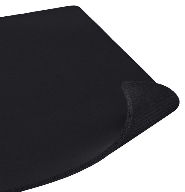 Logitech G740 Gaming Mouse Pad – detail povrchu a tloušťky