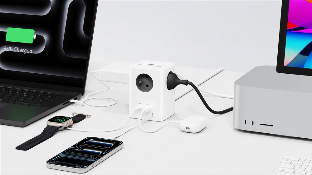 Rozbočovací zásuvka Cubenest PowerCube 4xAC, PD 65W, 2xC,1xA, 1.5m kabel šedá/bílá Rozbočovací zásuvka Cubenest