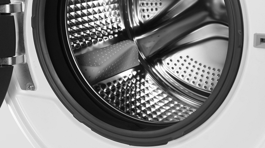 buben pračky  Hoover H3W 48SBL10H-S v koupelně