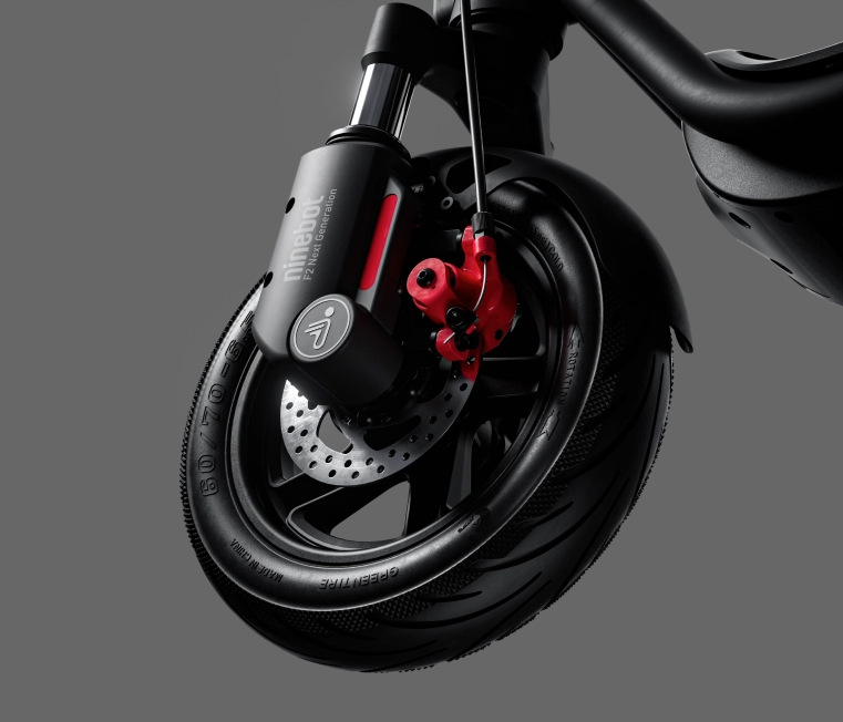 Elektrická koloběžka Segway eKickScooter F2 Pro EII antracitová Elektrická koloběžka Segway eKickScooter F2 Pro EII antracitová
