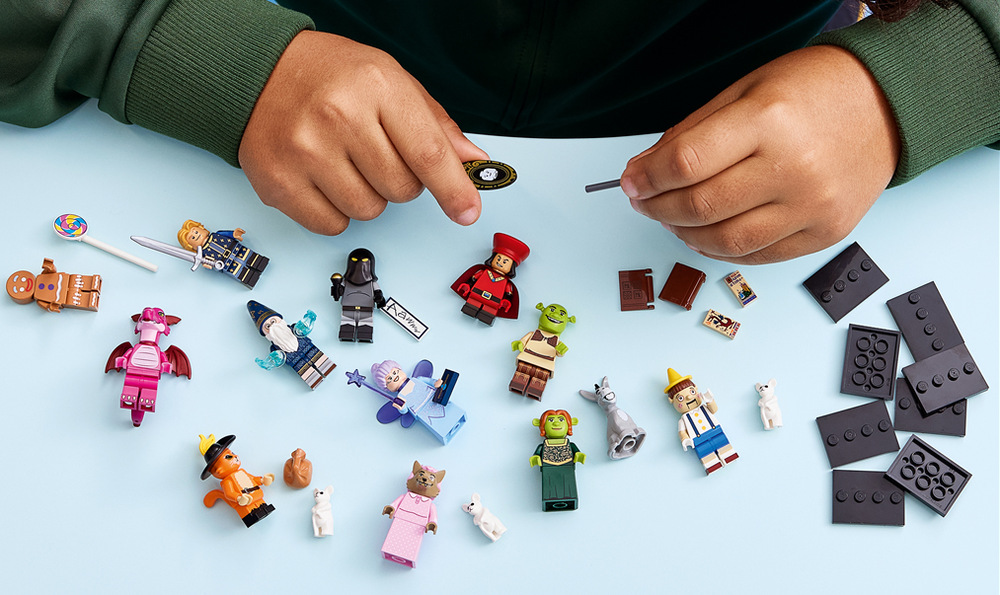 Stavebnice LEGO® Minifigurky 71053 Série Shrek Tajemná krabička s figurkou ze Shreka potěší děti od šesti let i fanoušky sběratelských překvapení.