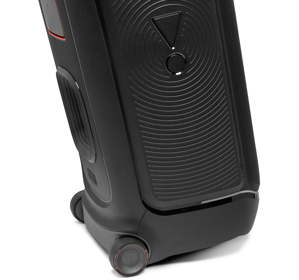 JBL PARTYBOX 720 zaujme také snadnou manipulací