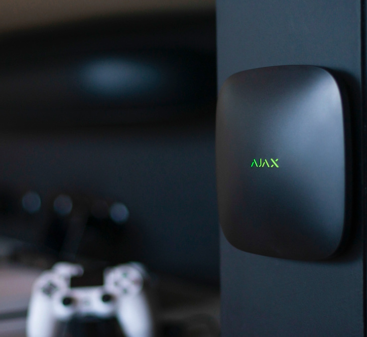 AJAX Hub 2 Plus - černý