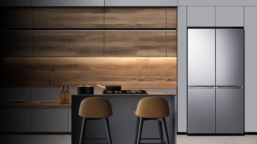 Americká lednice Hisense RQ5P470SEIE nerez Americká chladnička Hisense RQ5P470SEIE, nerez, ukázka, jak lednička vypadá v domácnosti