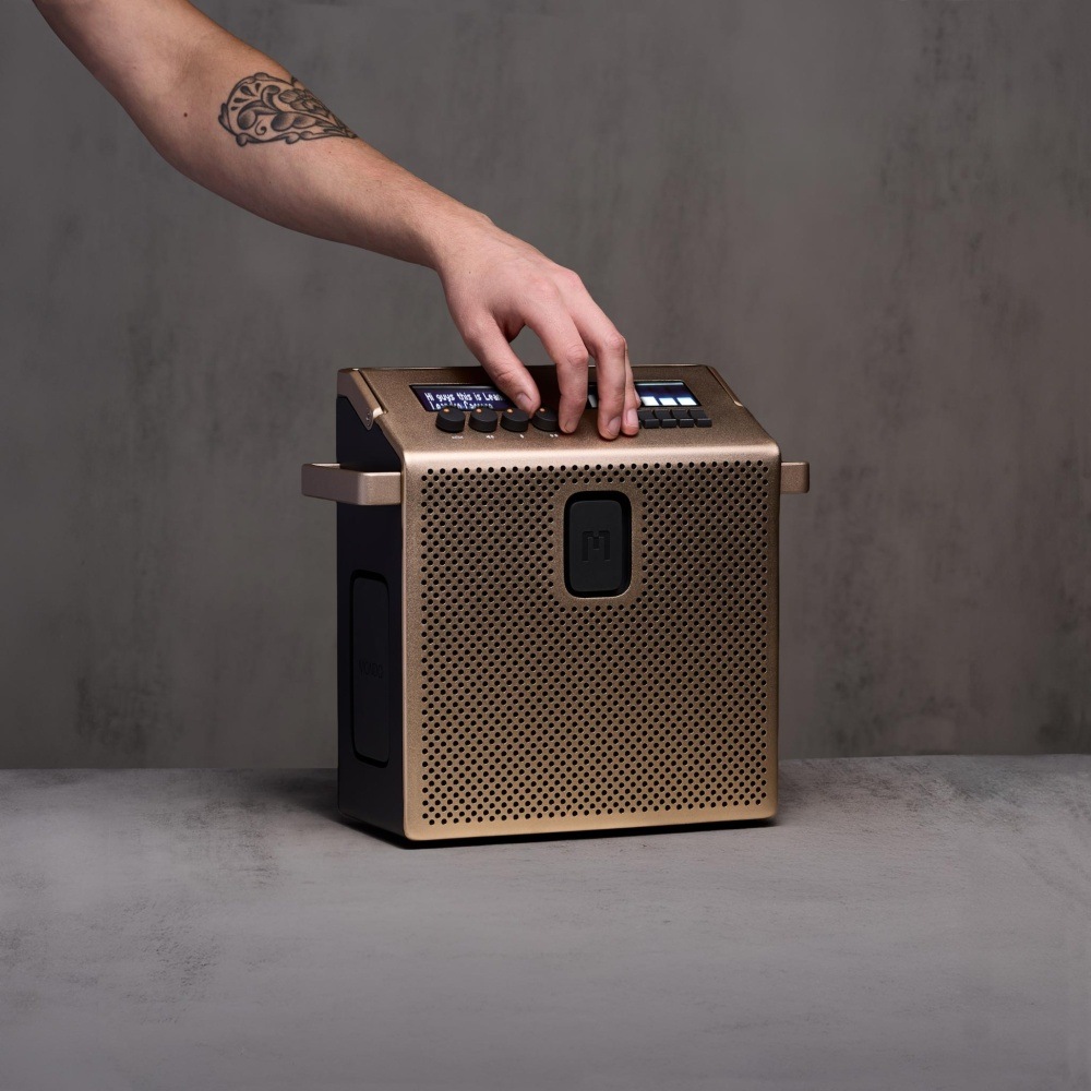 Přenosný reproduktor Mondo Speaker Medium zlatý LF foto Přenosný reproduktoru Mondo Speaker Medium