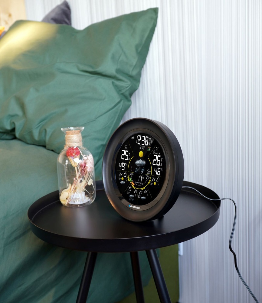 Meteorologická stanice Blaupunkt WS65BK APP černá Blaupunkt WS65BK APP v reálném prostředí v ložnici