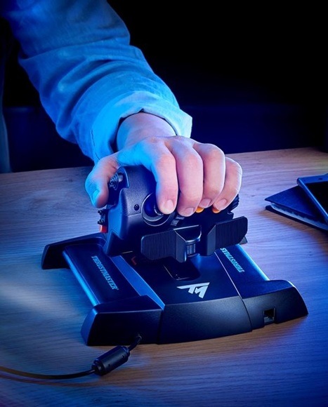 Herní ovladač Thrustmaster TWCS THROTTLE pro PC Herní ovladač Thrustmaster TWCS THROTTLE pro PC