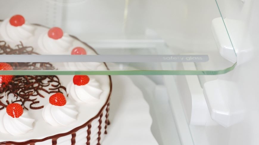 Chladnička s mrazničkou Candy CBT5518EW bílá
