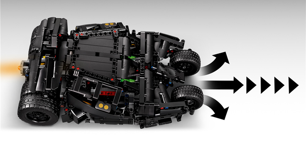 Rozsvícený tryskový motor, pohyb a digitální ovládání promění Batmobile v akční hračku.