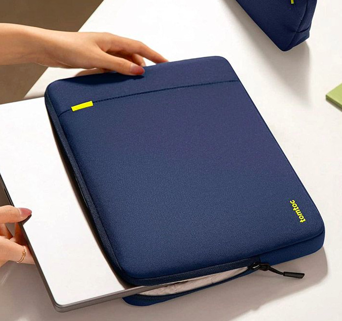 Pouzdro na notebook tomtoc Sleeve Kit - 16" MacBook Pro/15,3“ MacBook Air - modré