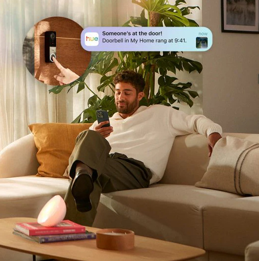 Vnitřní reproduktor Philips Hue Secure Smart bílý