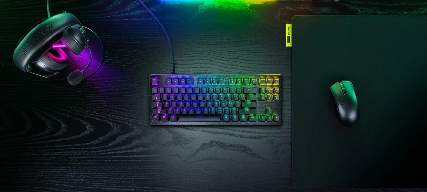 Herní sestava s klávesnicí Razer Huntsman V3 HE Magnetic, myší a headsetem