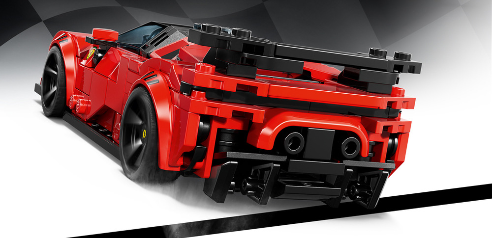 Aplikace LEGO Builder usnadňuje stavění a výsledný model měří 17 cm na délku, 13 cm na šířku a přes 4 cm na výšku.