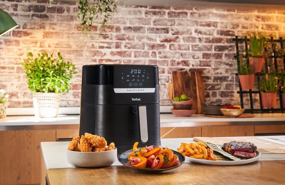 Fritéza horkovzdušná Tefal EY505815 Easy Fry&Grill 2v1 černá Fritéza horkovzdušná Tefal EY505815 Easy Fry&Grill 2v1 černá