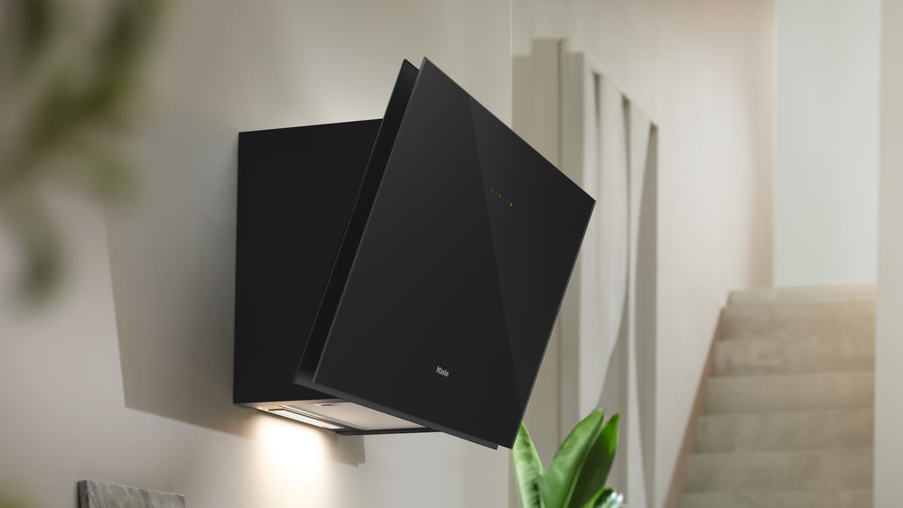 Odsavač par Miele DAH 2960 Escala obsidian černý