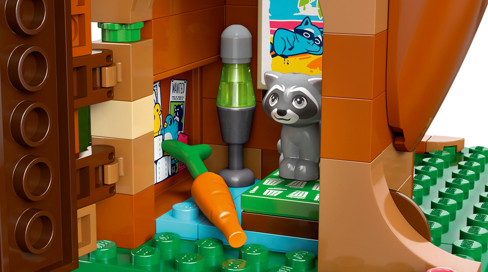 Stavebnice LEGO® Friends 42652 Dům přátelství na stromě Vyměnitelné detaily oken, pohyblivý žebřík, skluzavka, výtah a tajný úkryt umožňují dětem přizpůsobit domek vlastním představám a vytvářet nová dobrodružství.