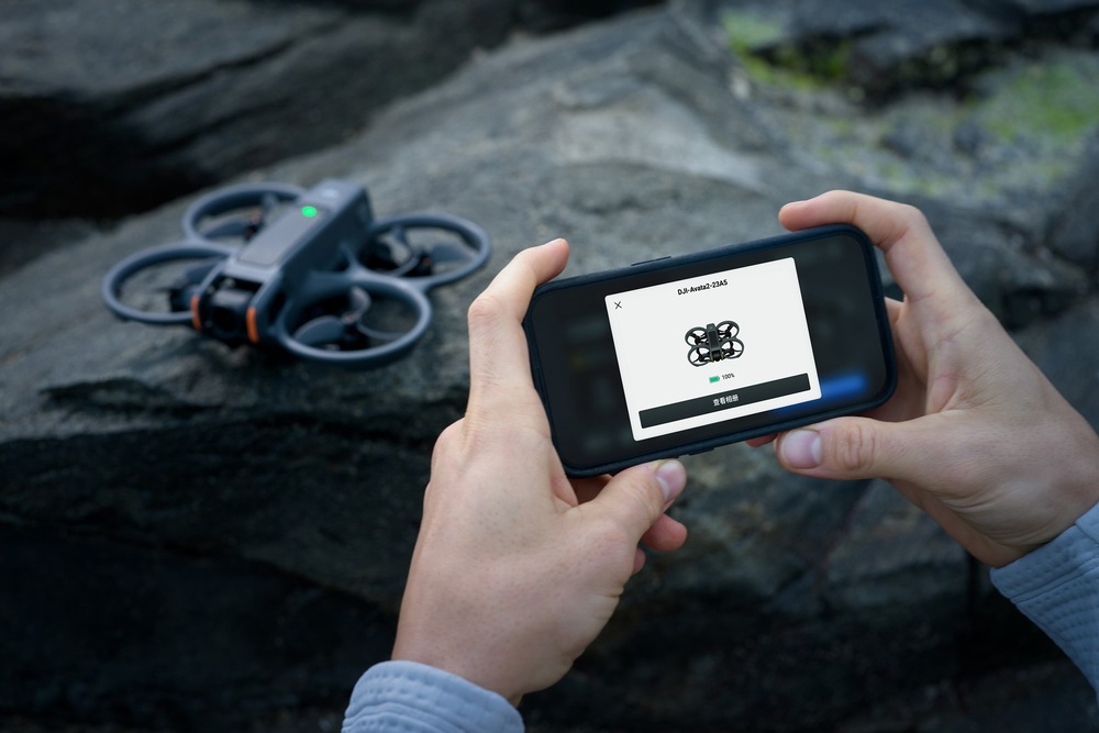 Dron DJI Avata 2 Fly Smart Combo (Single Battery) DJI Avata 2 je dodáván i s aplikací LightCut pro snadnou postprodukci