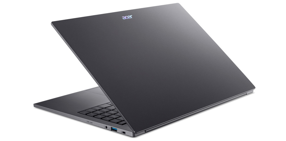 512GB SSD, USB-C s Thunderbolt 4, HDMI, Wi-Fi 6E a 65Wh baterie podpoří moderní pracovní styl.